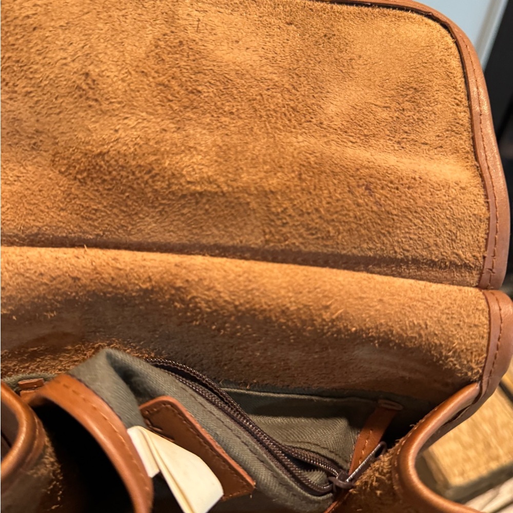Kim Rogers Suede-Lined Tan Shoulder Bag Interior - Picture 8 of 10